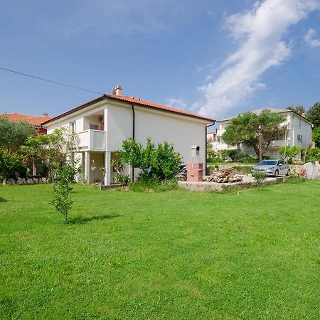 Apartments Toni Banjol Екстер'єр фото